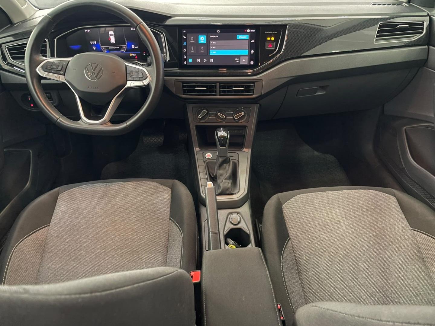 VOLKSWAGEN Polo Hatch - Foto