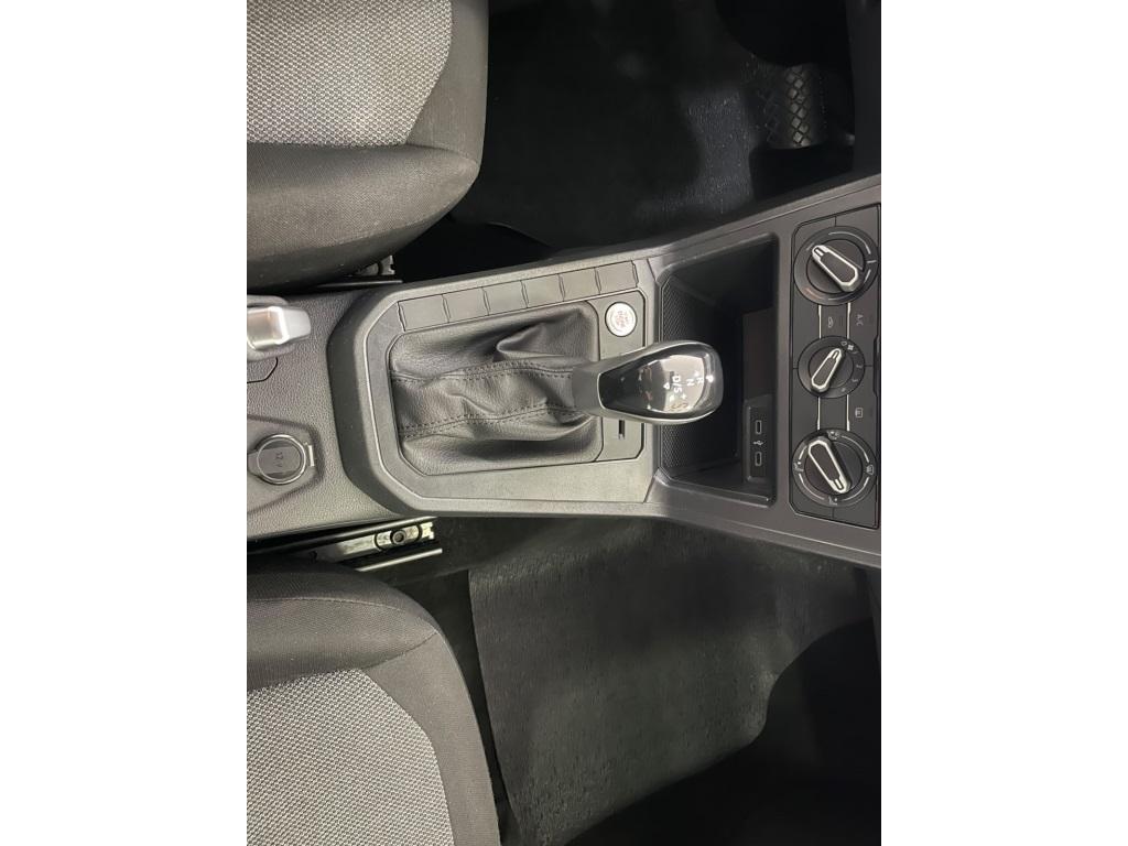 VOLKSWAGEN Polo Hatch - Foto