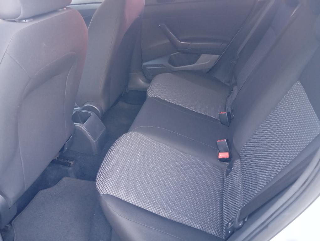 VOLKSWAGEN Polo Hatch - Foto