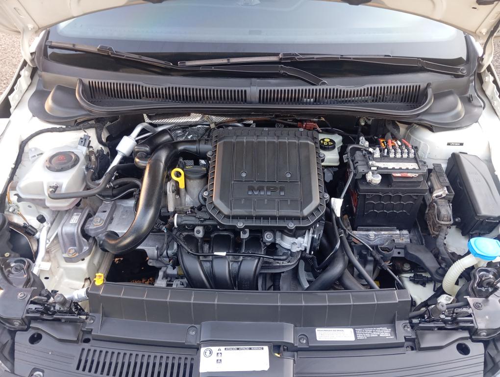 VOLKSWAGEN Polo Hatch - Foto