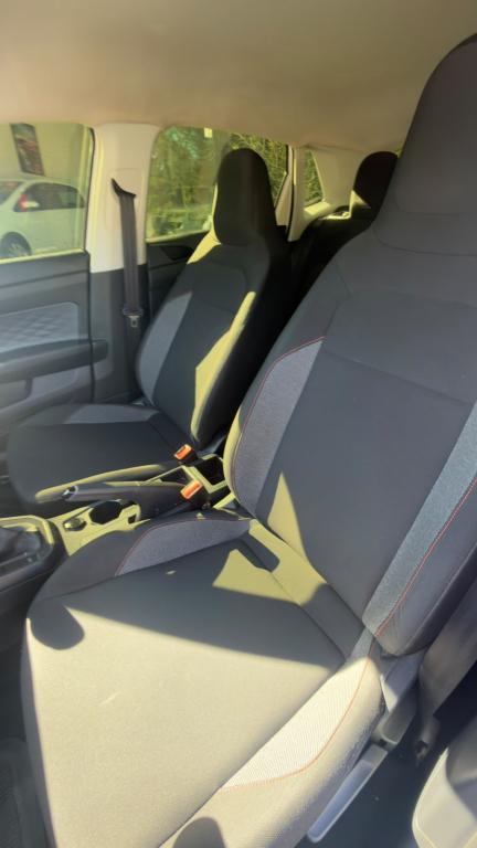VOLKSWAGEN Polo Hatch - Foto