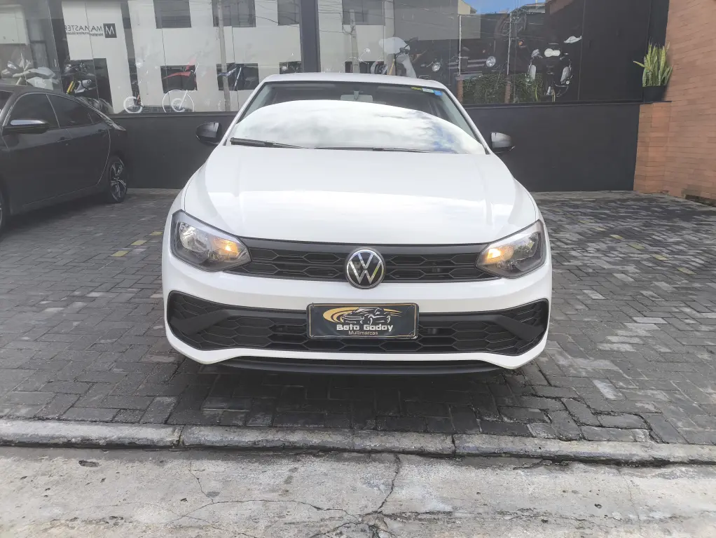 VOLKSWAGEN Polo Hatch