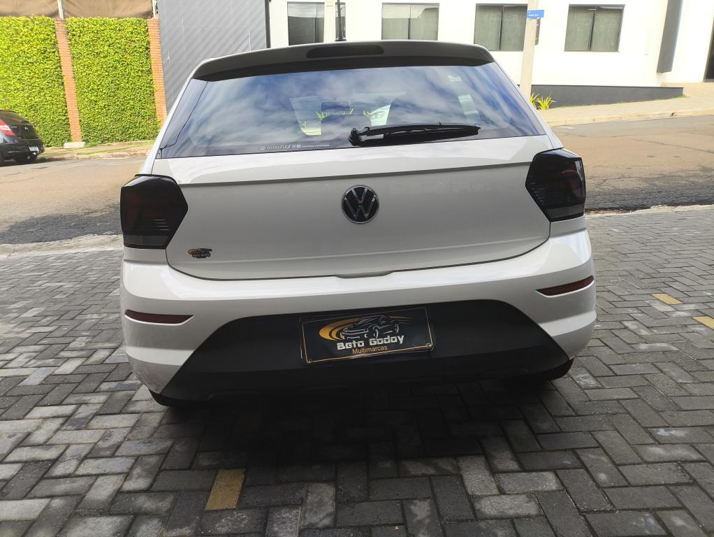 VOLKSWAGEN Polo Hatch - Foto