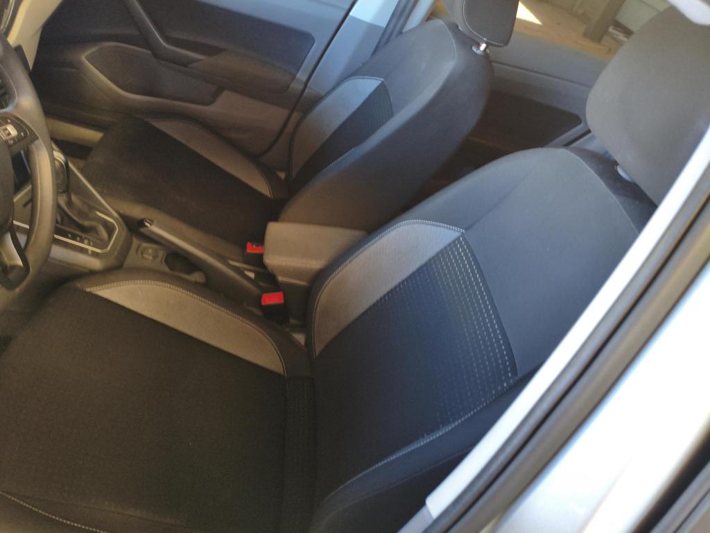 VOLKSWAGEN Polo Hatch - Foto