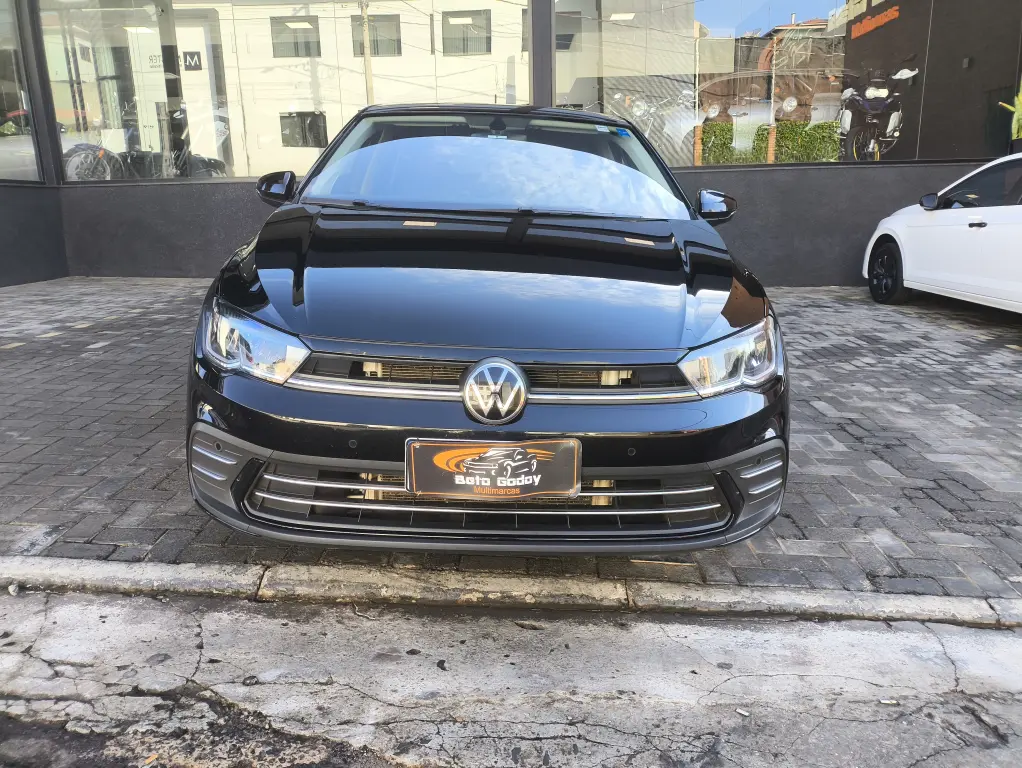 VOLKSWAGEN Polo Hatch