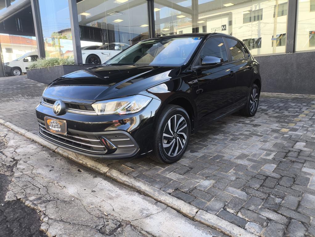 VOLKSWAGEN Polo Hatch - Foto