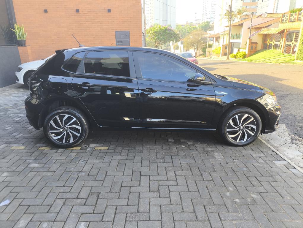 VOLKSWAGEN Polo Hatch - Foto