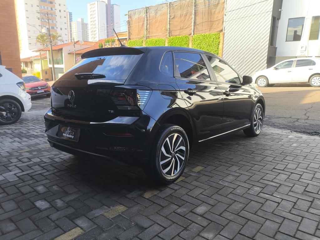 VOLKSWAGEN Polo Hatch - Foto