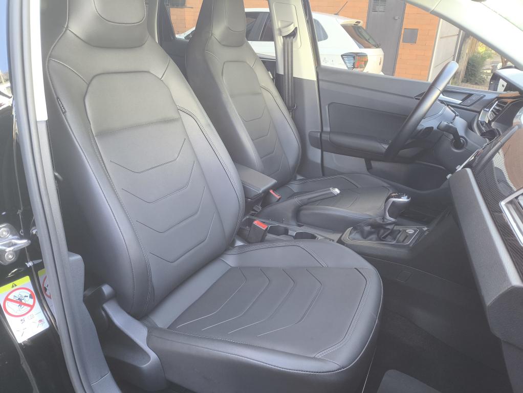 VOLKSWAGEN Polo Hatch - Foto