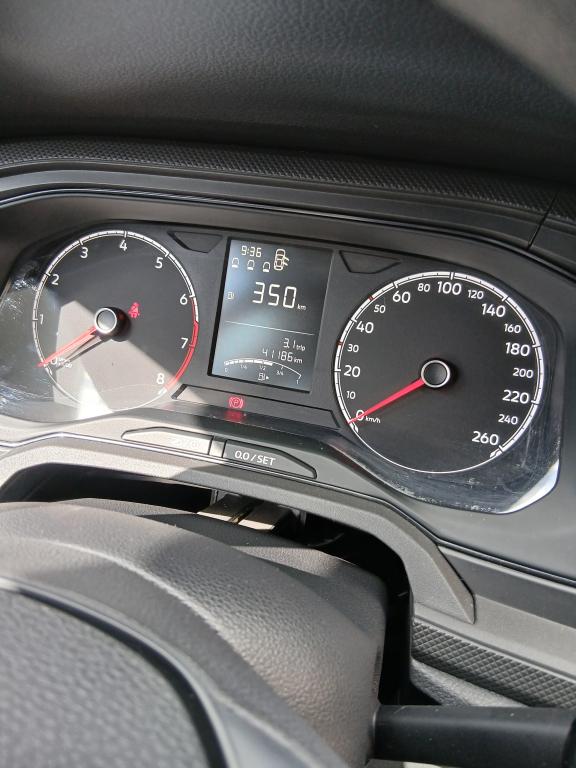 VOLKSWAGEN Polo Hatch - Foto