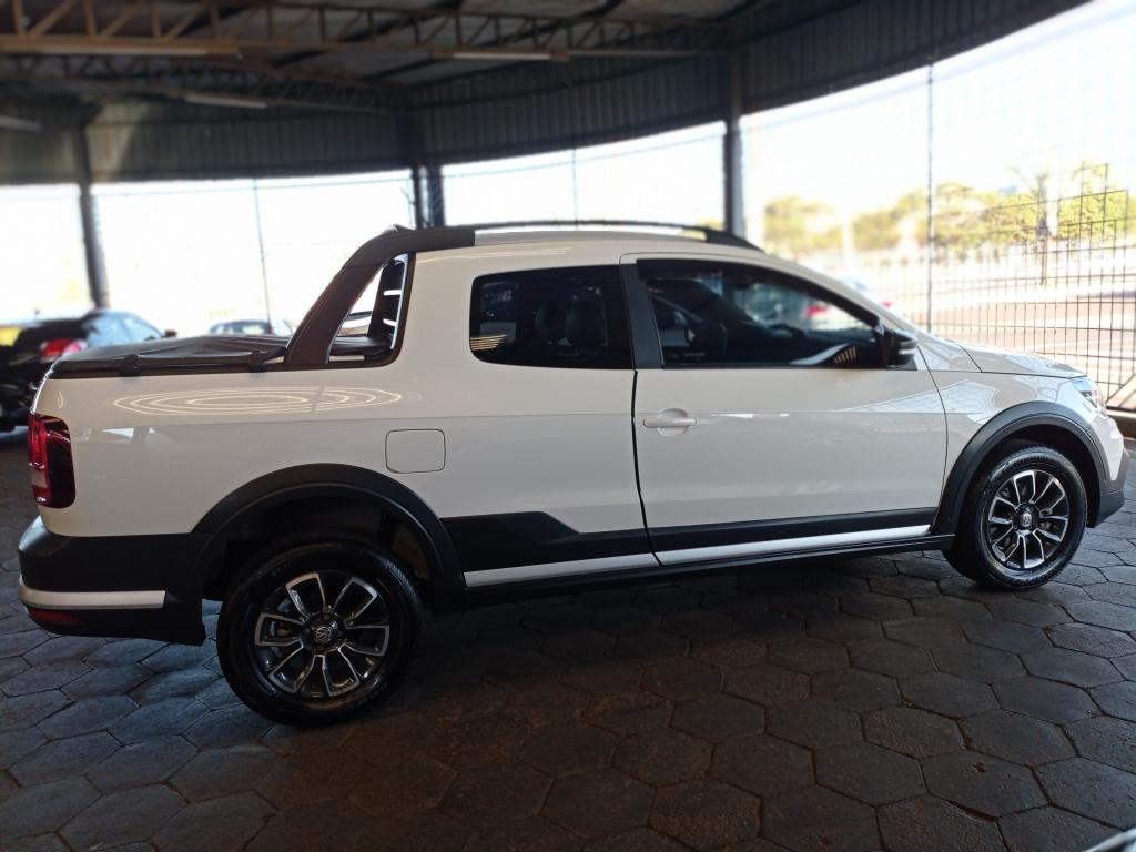 VOLKSWAGEN Saveiro - Foto