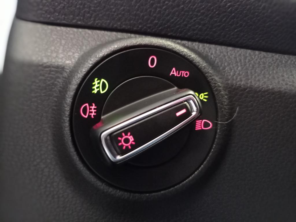 VOLKSWAGEN Saveiro - Foto