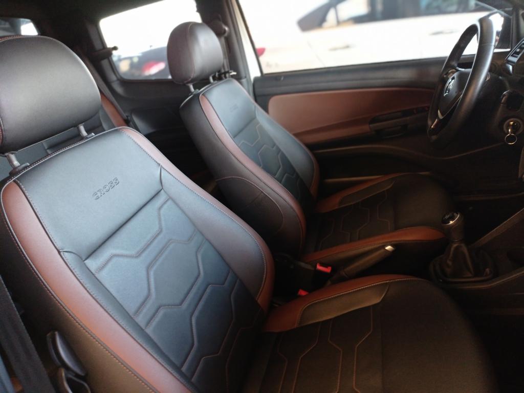 VOLKSWAGEN Saveiro - Foto