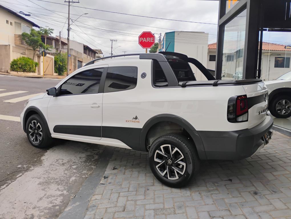 VOLKSWAGEN Saveiro - Foto