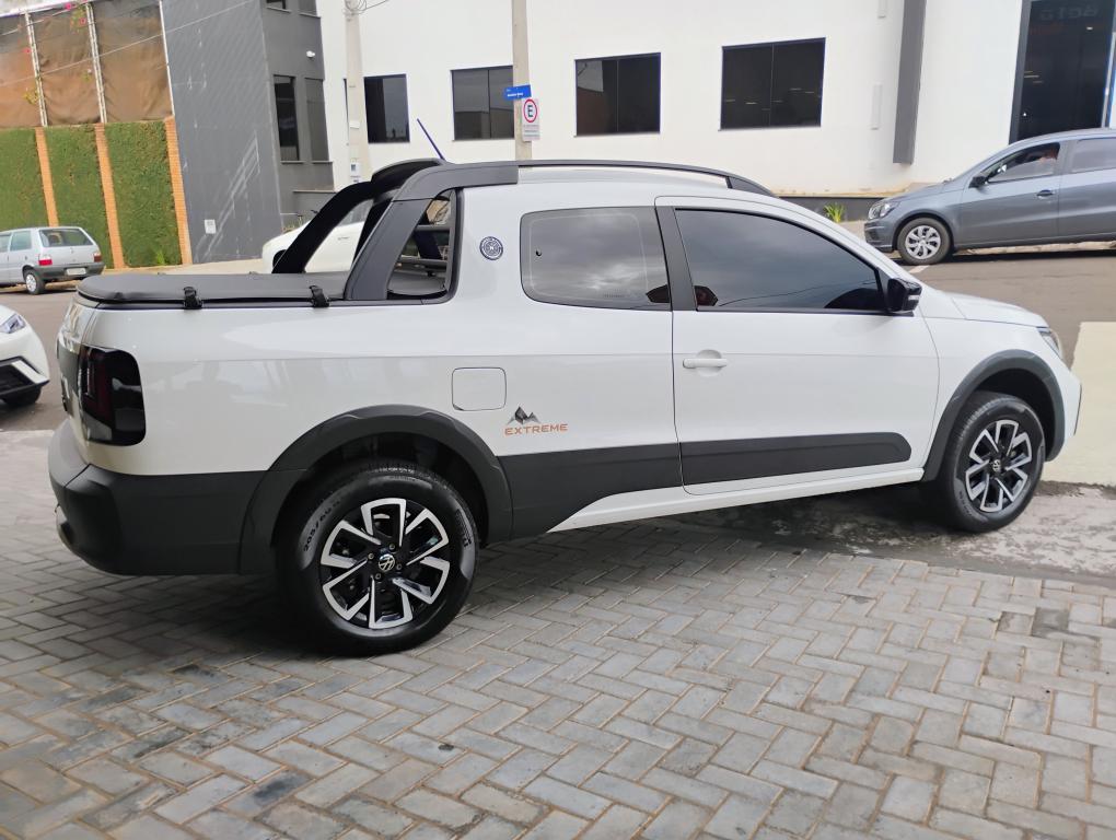 VOLKSWAGEN Saveiro - Foto