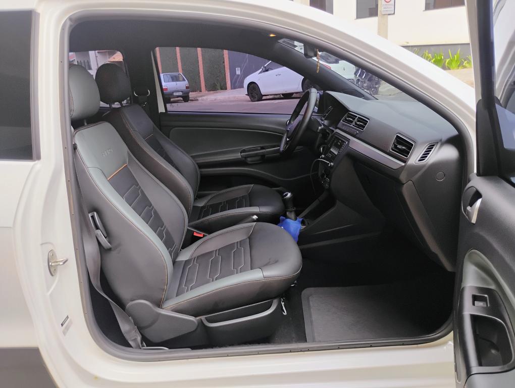 VOLKSWAGEN Saveiro - Foto