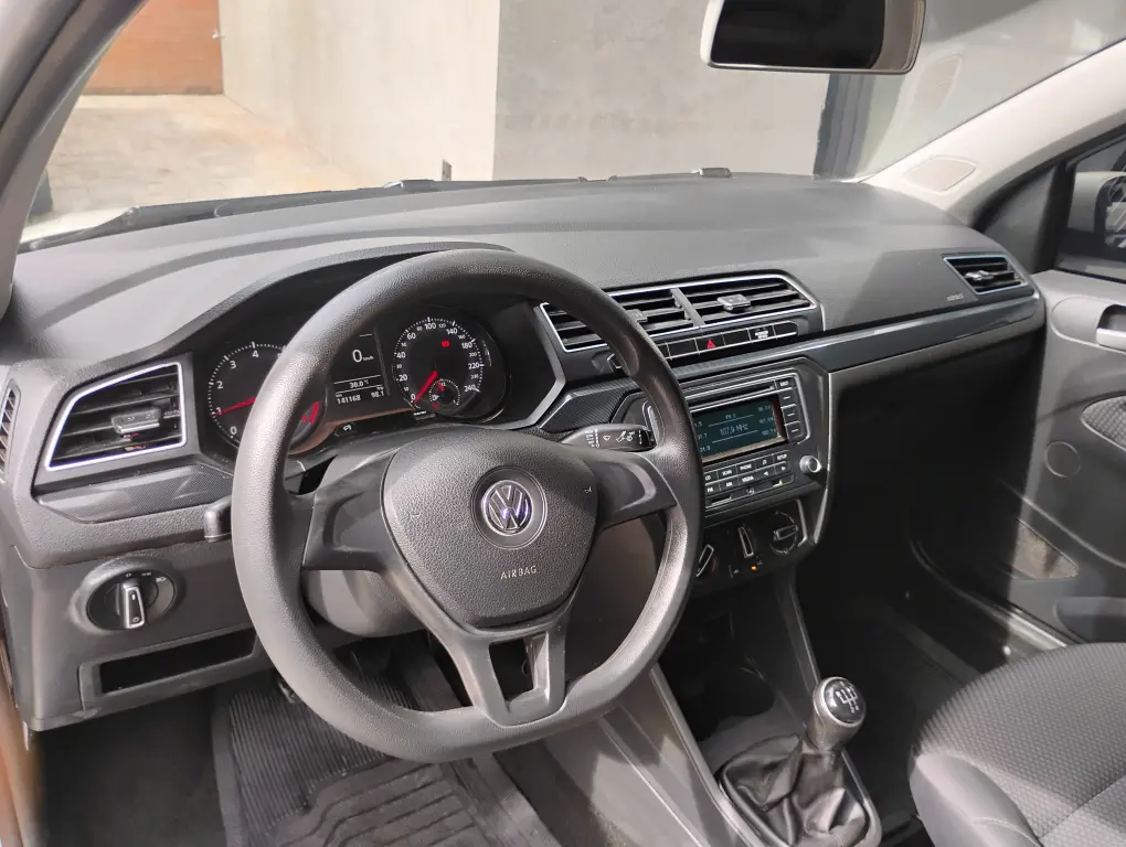 VOLKSWAGEN Saveiro - Foto