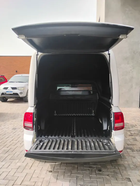 VOLKSWAGEN Saveiro - Foto