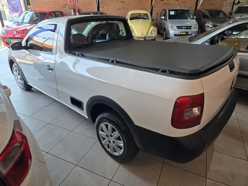 VOLKSWAGEN Saveiro - Foto