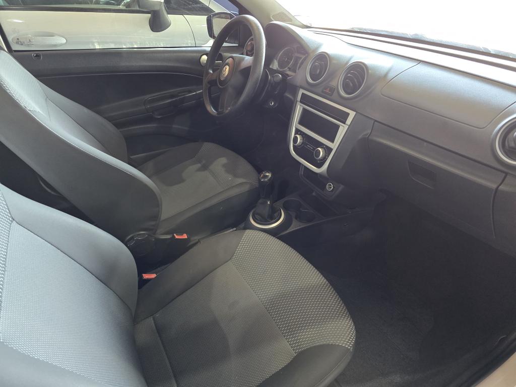 VOLKSWAGEN Saveiro - Foto