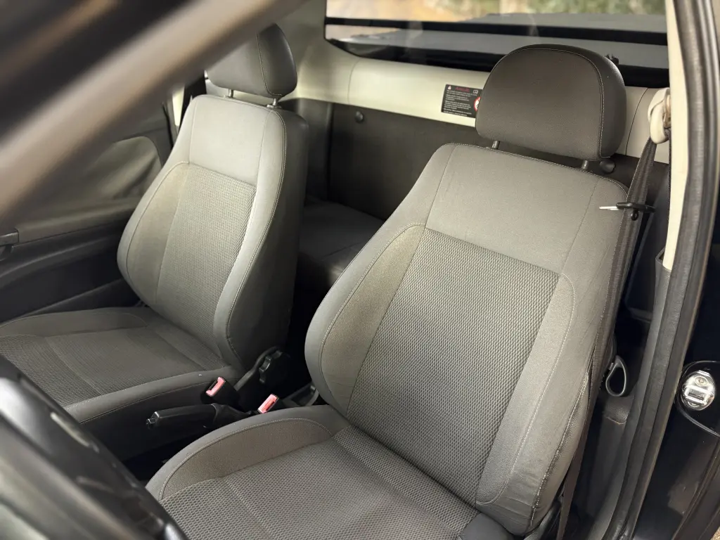 VOLKSWAGEN Saveiro - Foto