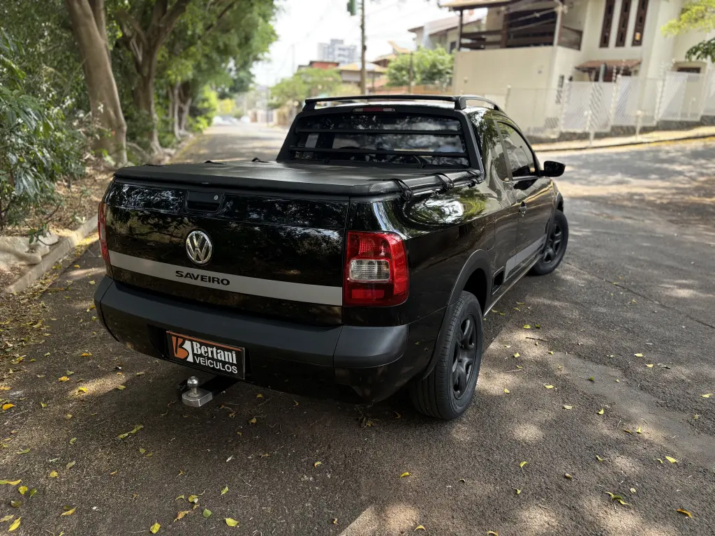 VOLKSWAGEN Saveiro - Foto