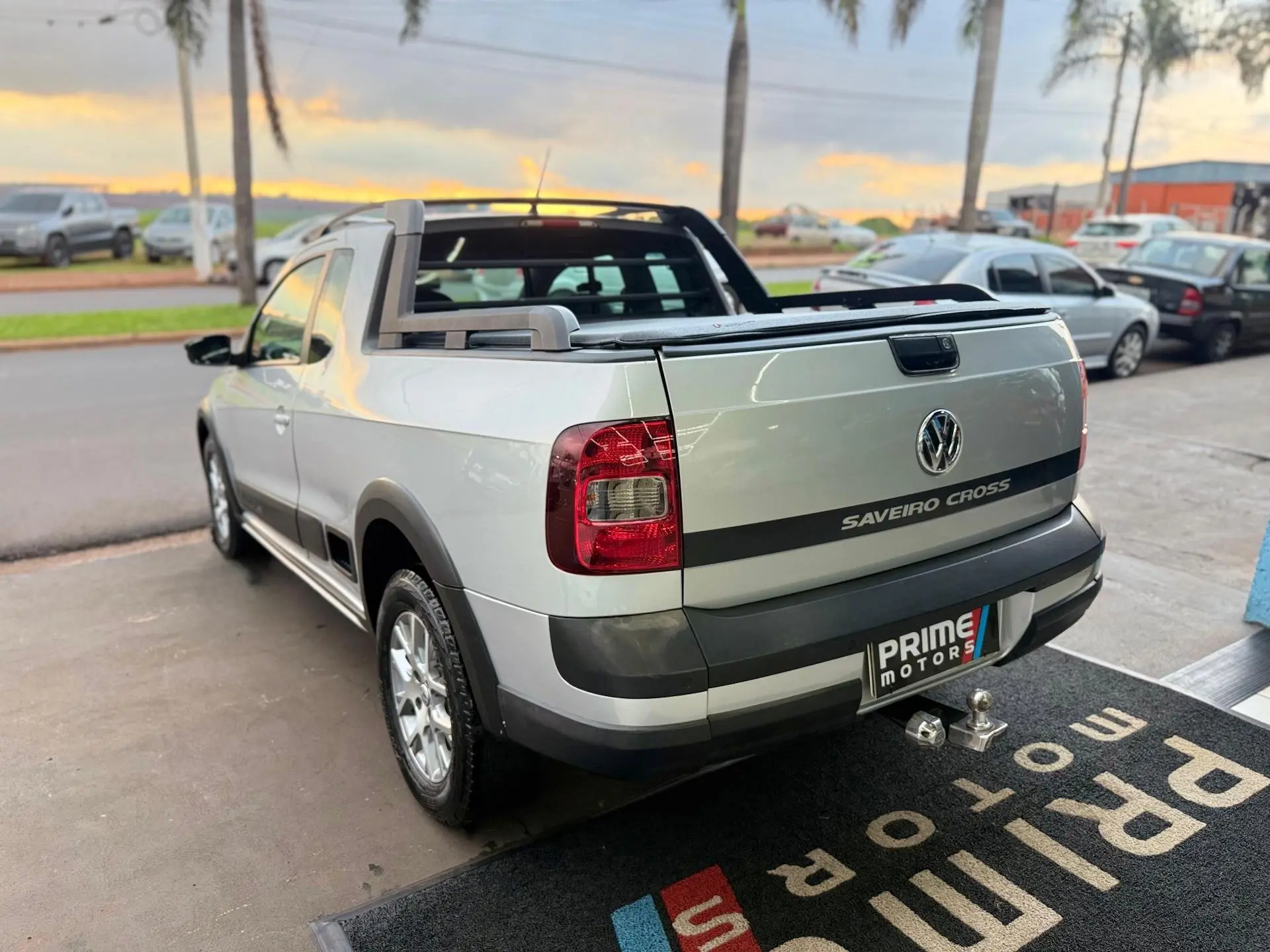 VOLKSWAGEN Saveiro - Foto