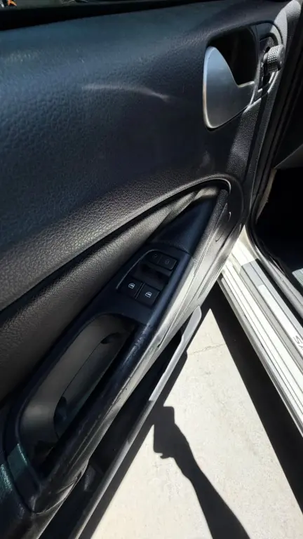 VOLKSWAGEN Saveiro - Foto