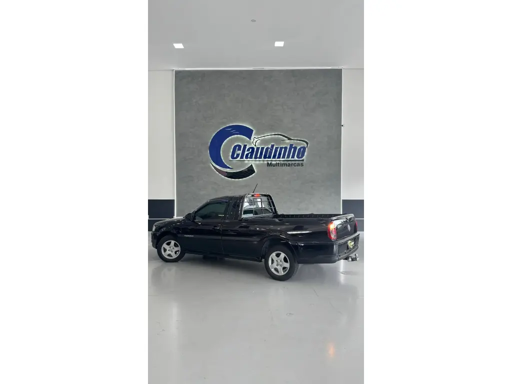 VOLKSWAGEN Saveiro - Foto