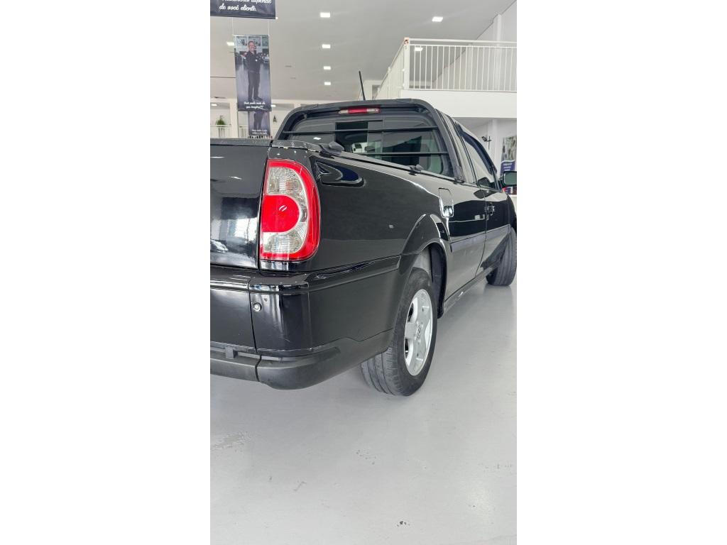 VOLKSWAGEN Saveiro - Foto