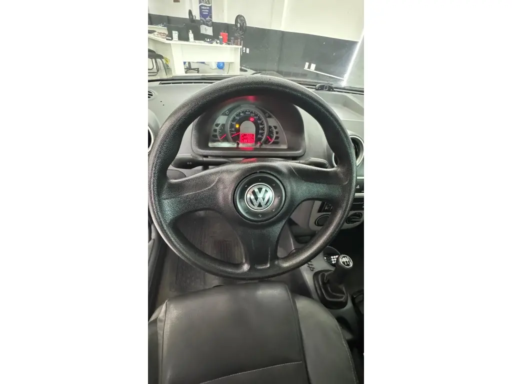 VOLKSWAGEN Saveiro - Foto