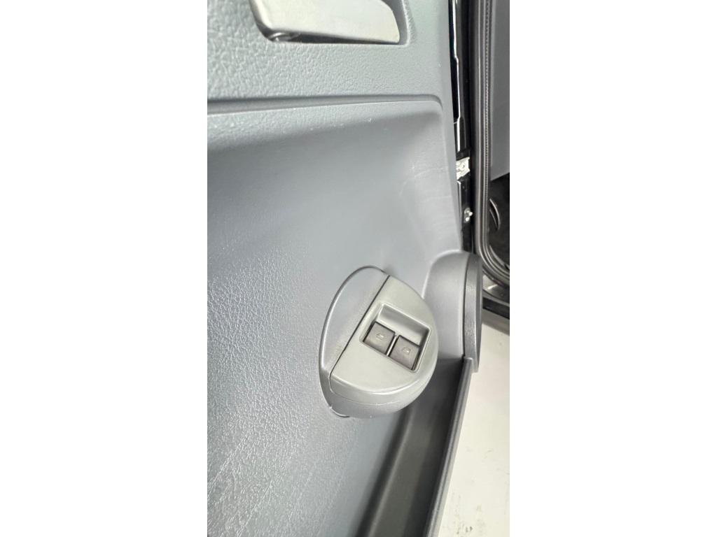 VOLKSWAGEN Saveiro - Foto