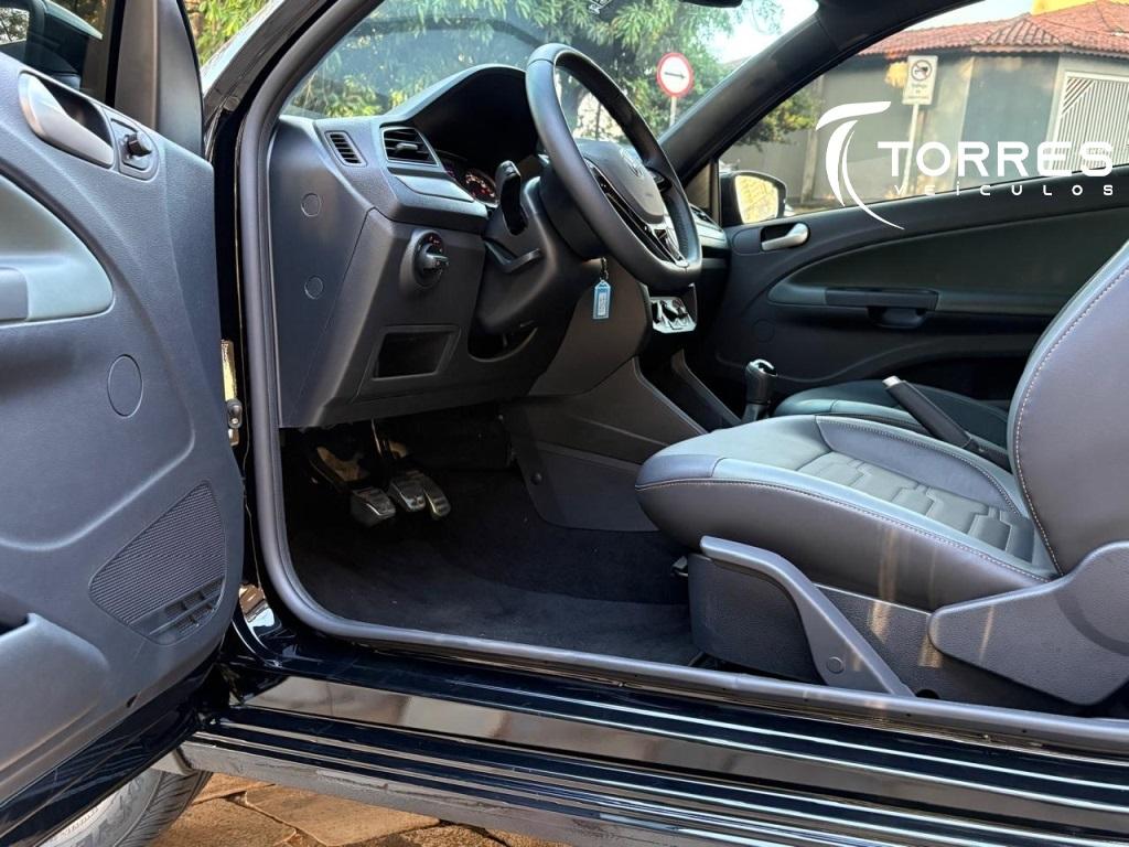 VOLKSWAGEN Saveiro - Foto