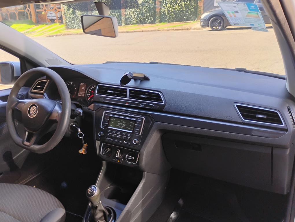 VOLKSWAGEN Saveiro - Foto