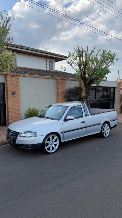 VOLKSWAGEN Saveiro - Foto