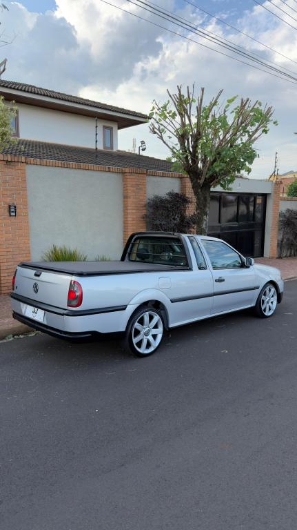 VOLKSWAGEN Saveiro - Foto