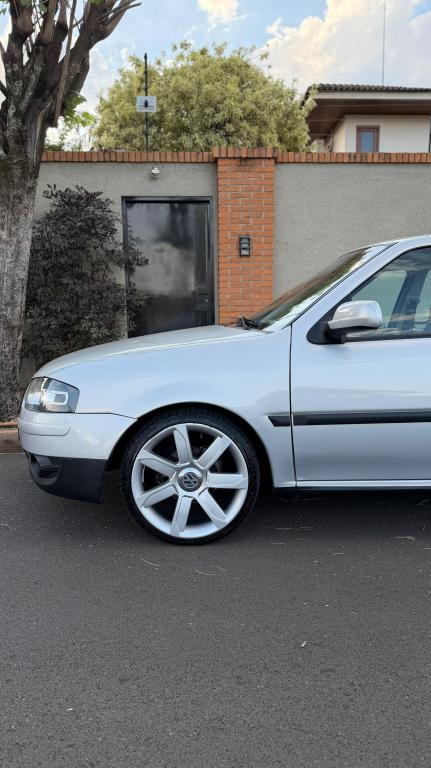 VOLKSWAGEN Saveiro - Foto