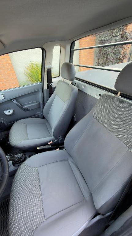 VOLKSWAGEN Saveiro - Foto