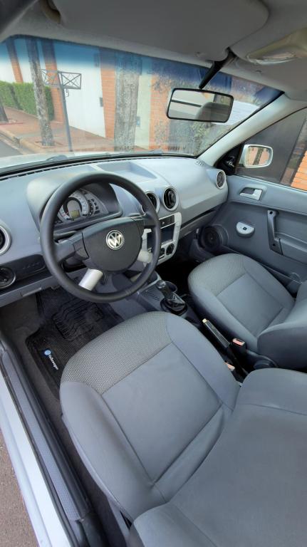 VOLKSWAGEN Saveiro - Foto