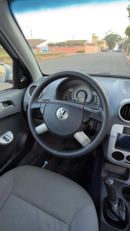 VOLKSWAGEN Saveiro - Foto