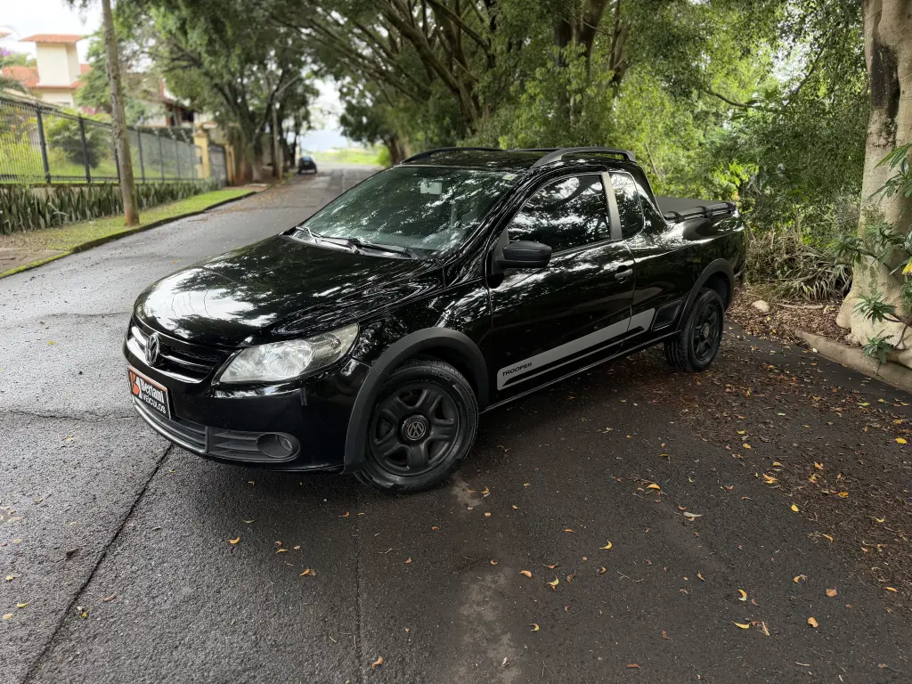 VOLKSWAGEN Saveiro - Foto