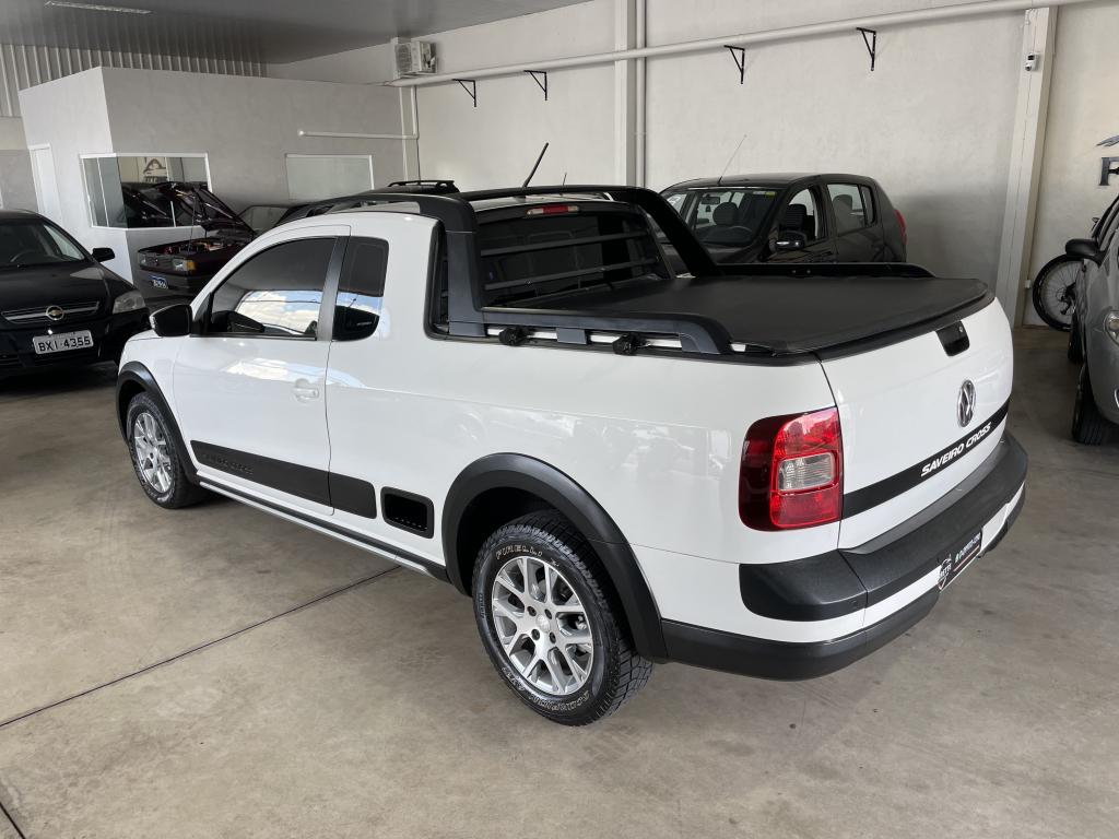VOLKSWAGEN Saveiro - Foto