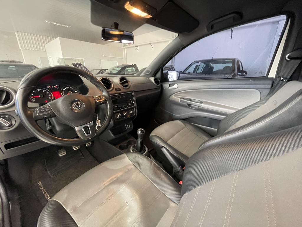 VOLKSWAGEN Saveiro - Foto