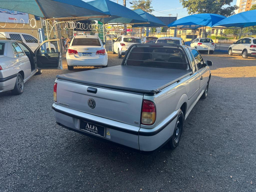 VOLKSWAGEN Saveiro - Foto