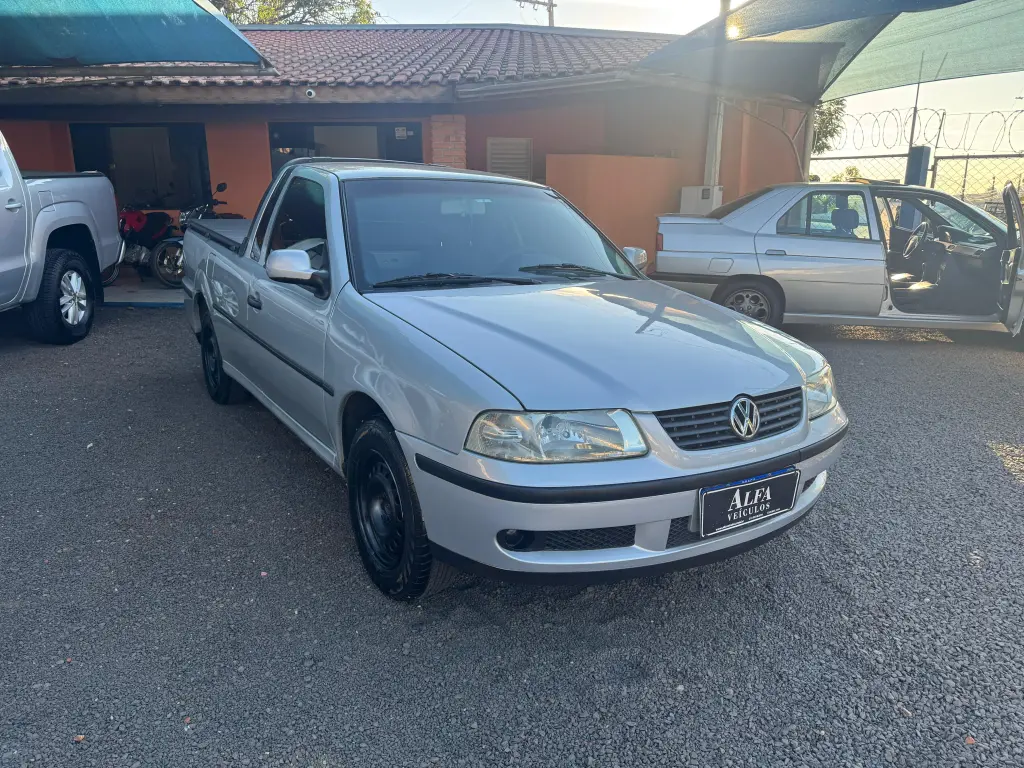 VOLKSWAGEN Saveiro - Foto