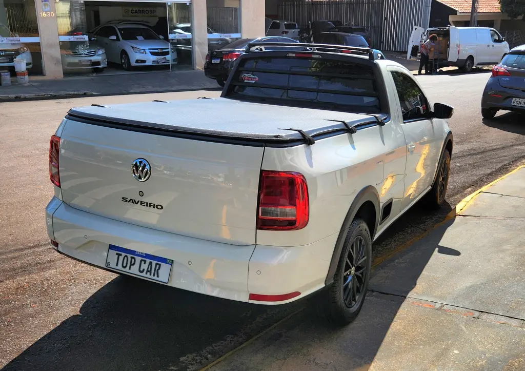 VOLKSWAGEN Saveiro - Foto