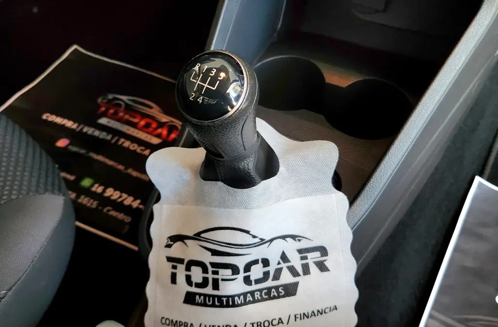 VOLKSWAGEN Saveiro - Foto