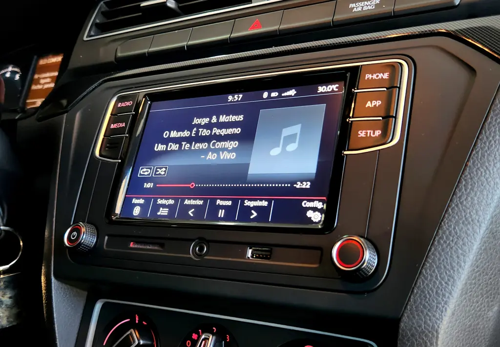 VOLKSWAGEN Saveiro - Foto