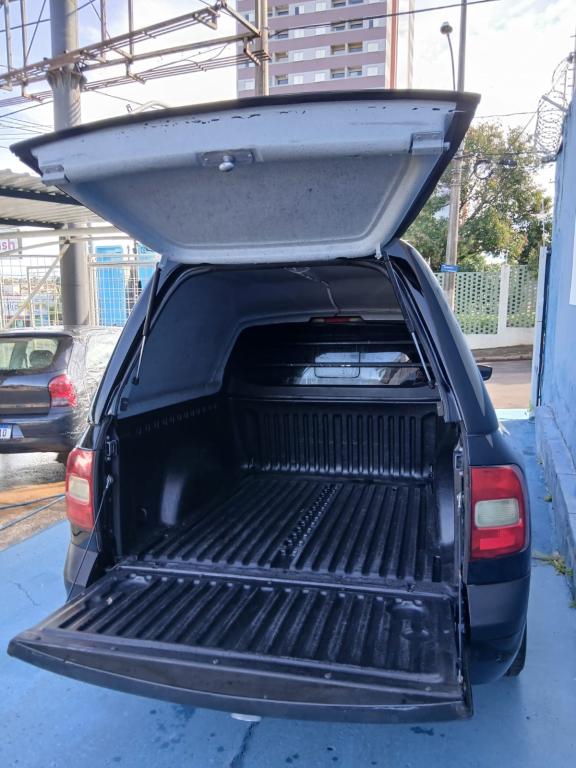 VOLKSWAGEN Saveiro - Foto