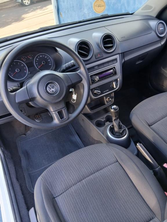 VOLKSWAGEN Saveiro - Foto
